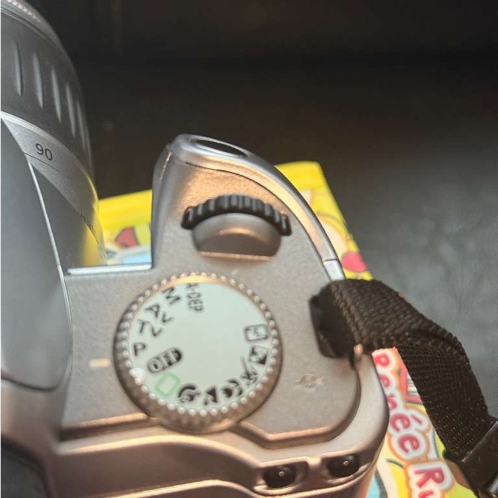 Canon EOS Rebel Ti 35mm Film SLR Camera with EF 28-90mm f/4-5.6 II Lens - Silver - Picture 14 of 16